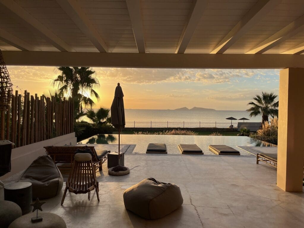 Seaside Luxury Villas | Imagine Greece Retreats Seaside Luxury Villas