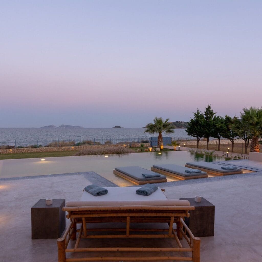 Seaside Luxury Villas | Imagine Greece Retreats Seaside Luxury Villas