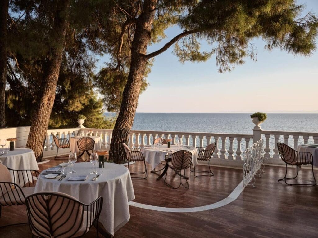  luxury retreat venue