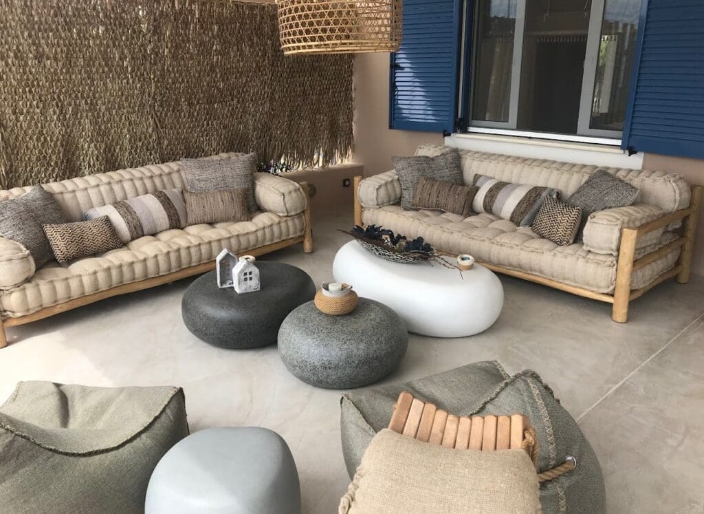 Seaside Luxury Villas | Imagine Greece Retreats Seaside Luxury Villas