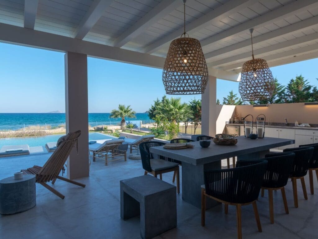 Seaside Luxury Villas | Imagine Greece Retreats Seaside Luxury Villas