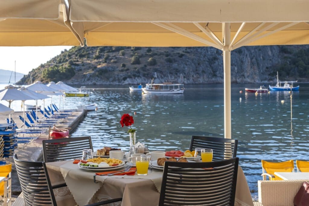 3 Star Venue in Tolo